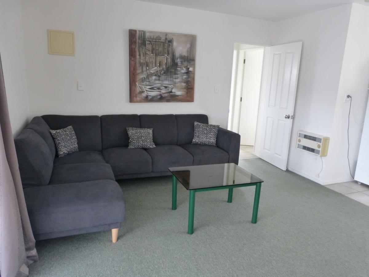 Motel Blake Court 4*